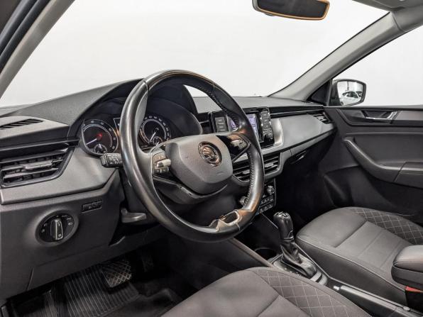 Skoda Rapid II с пробегом 2020 года, цена 1 350 000 рублей, 129360 км, лифтбек, Автокод Объявления
