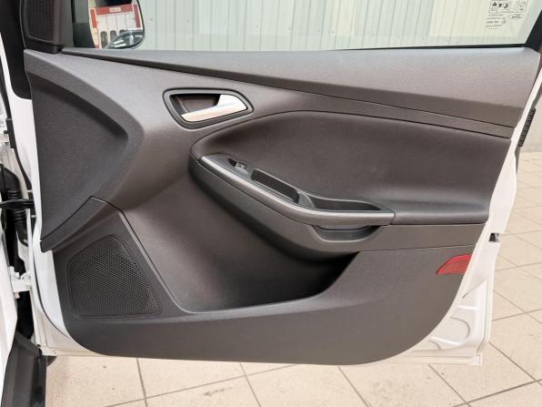 Ford Focus III Рестайлинг с пробегом 2017 года, цена 978 000 рублей, 201522 км, седан, Автокод Объявления