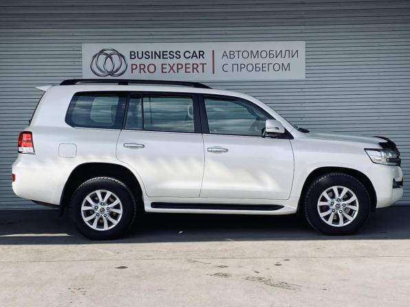 Toyota Land Cruiser 200 Series Рестайлинг 2 с пробегом 2020 года, цена 7 450 000 рублей, 153717 км, внедорожник, Автокод Объявления