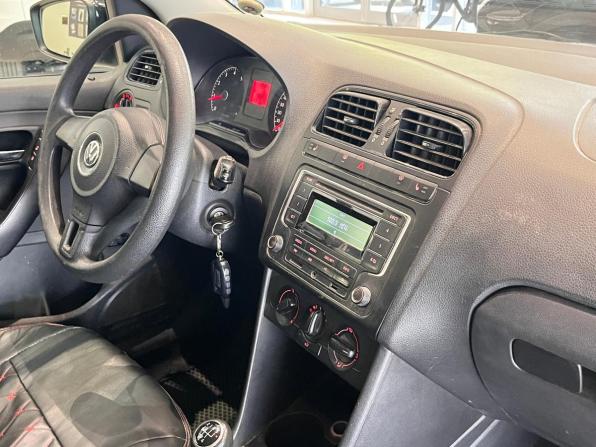 Volkswagen Polo V с пробегом 2011 года, цена 450 000 рублей, 196000 км, седан, Автокод Объявления