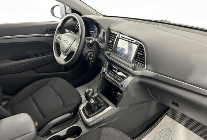 Hyundai Elantra VI (AD) с пробегом 2017 года, цена 1 450 000 рублей, 80713 км, седан, Автокод Объявления