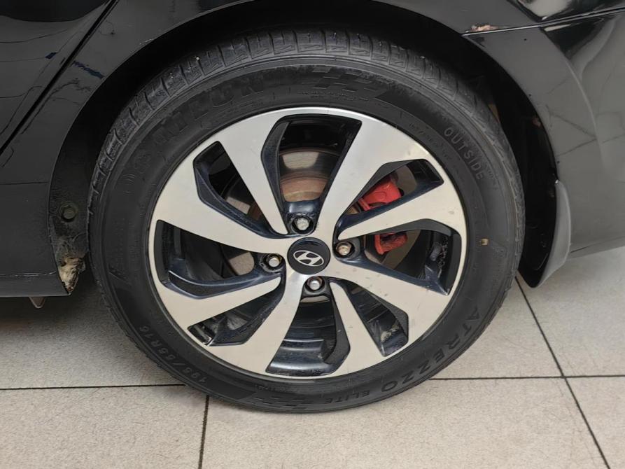 Hyundai Solaris I Подольск  - изображение 23