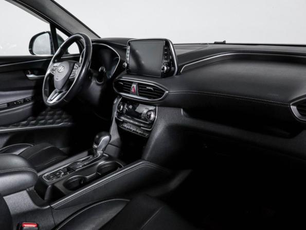 Hyundai Santa Fe IV с пробегом 2018 года, цена 2 820 000 рублей, 136347 км, внедорожник, Автокод Объявления