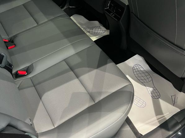 Toyota RAV4 VI (XA60) с пробегом 2026 года, цена 4 700 000 рублей, 17 км, внедорожник, Автокод Объявления