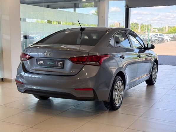 Hyundai Solaris II с пробегом 2018 года, цена 1 445 000 рублей, 103934 км, седан, Автокод Объявления