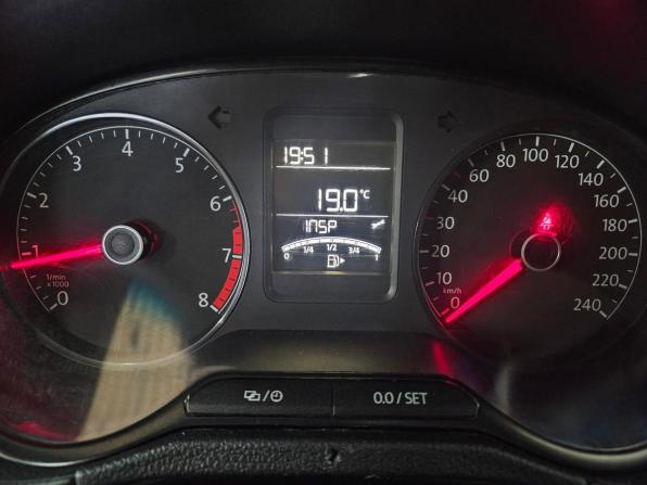 Volkswagen Polo V Рестайлинг с пробегом 2018 года, цена 1 015 000 рублей, 149601 км, седан, Автокод Объявления