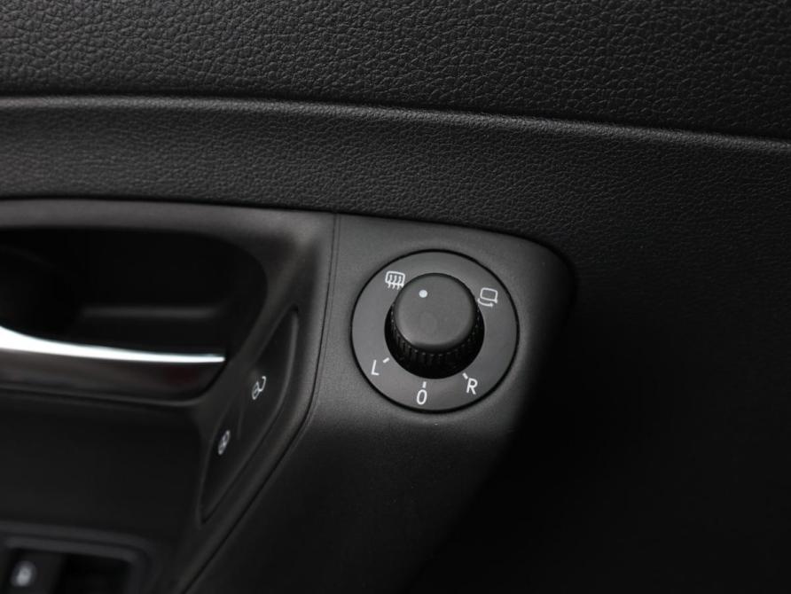 Volkswagen Polo V Рестайлинг Москва  - изображение 21