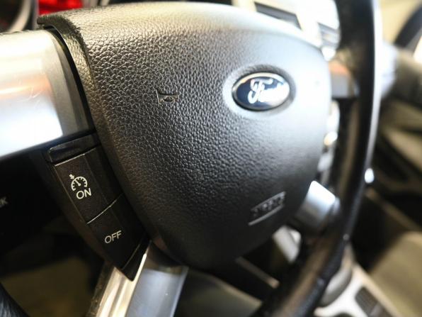 Ford Kuga I с пробегом 2011 года, цена 919 900 рублей, 203100 км, внедорожник, Автокод Объявления