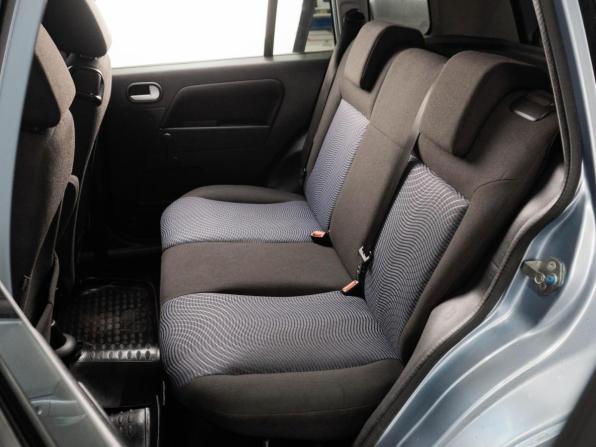 Ford Fusion I Рестайлинг с пробегом 2006 года, цена 410 000 рублей, 182266 км, хэтчбек, Автокод Объявления