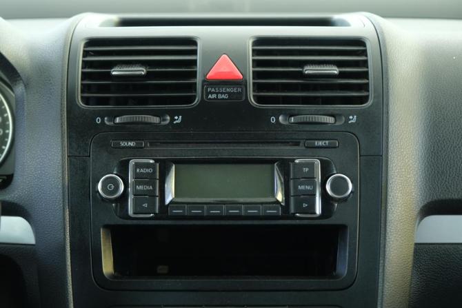 Volkswagen Jetta V с пробегом 2010 года, цена 639 000 рублей, 273000 км, седан, Автокод Объявления