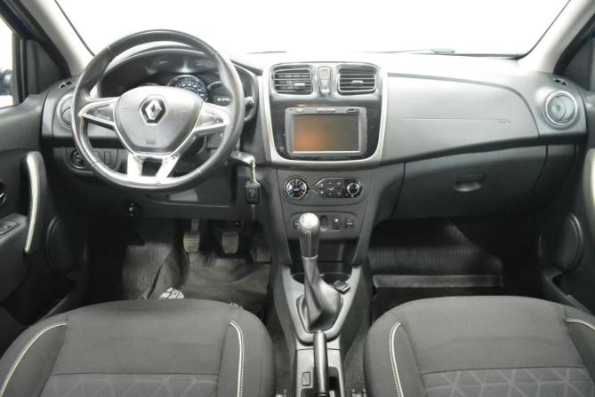 Renault Logan II Рестайлинг с пробегом 2020 года, цена 1 199 000 рублей, 101000 км, седан, Автокод Объявления