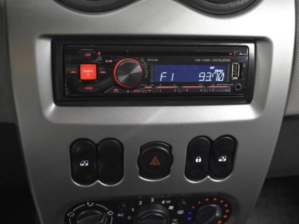 Renault Sandero I с пробегом 2013 года, цена 699 900 рублей, 141255 км, хэтчбек, Автокод Объявления