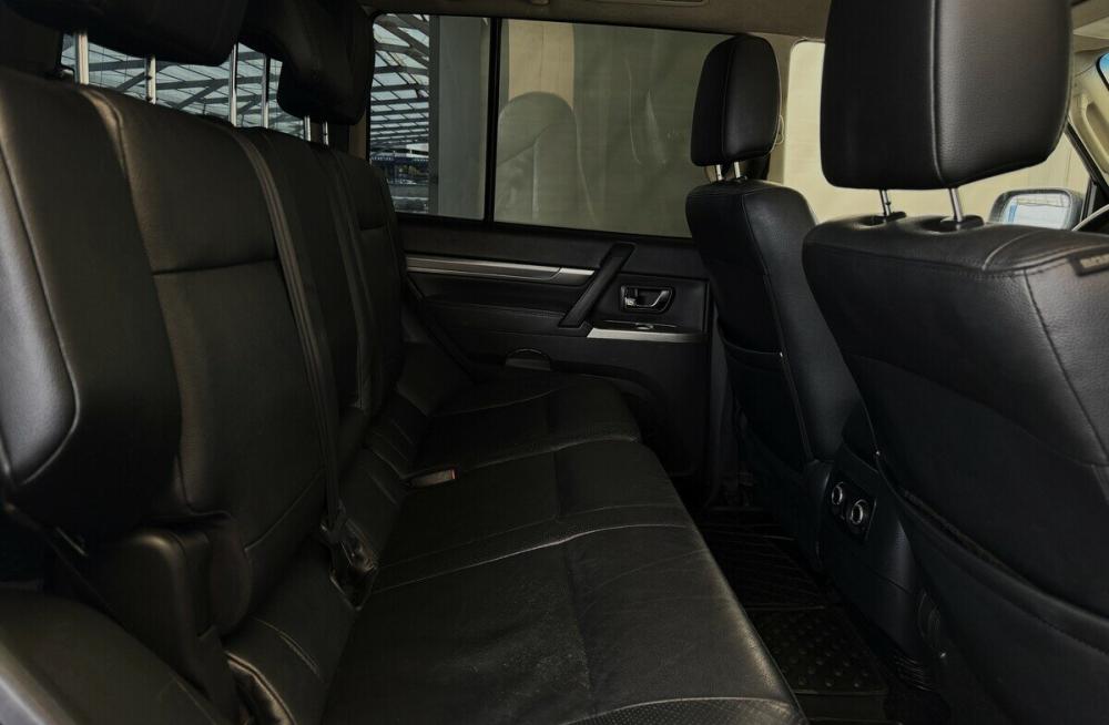 Mitsubishi Pajero IV Рестайлинг 1 Москва  - изображение 15