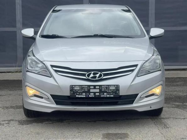 Hyundai Solaris I Рестайлинг с пробегом 2015 года, цена 1 050 000 рублей, 117000 км, седан, Автокод Объявления