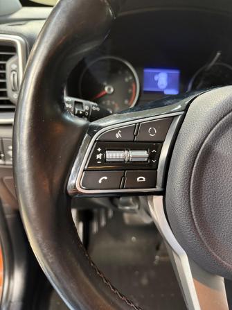 Kia Sportage IV Рестайлинг с пробегом 2019 года, цена 1 957 000 рублей, 122000 км, внедорожник, Автокод Объявления