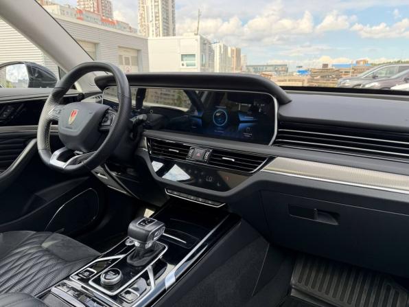 Hongqi HS5 I с пробегом 2024 года, цена 2 425 000 рублей, 50200 км, внедорожник, Автокод Объявления
