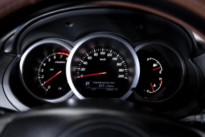 Suzuki Grand Vitara II Рестайлинг с пробегом 2011 года, цена 999 000 рублей, 230802 км, внедорожник, Автокод Объявления