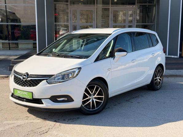 Opel Zafira C Рестайлинг с пробегом 2017 года, цена 900 000 рублей, 138000 км, минивэн, Автокод Объявления