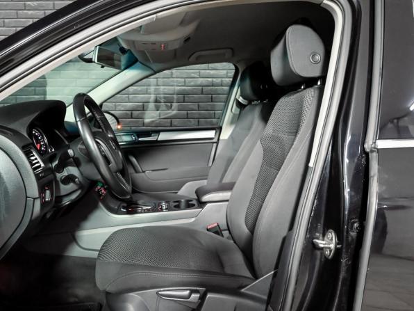 Volkswagen Touareg II с пробегом 2011 года, цена 1 595 000 рублей, 264190 км, внедорожник, Автокод Объявления