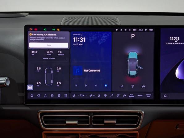 Li Auto (Lixiang) L6 с пробегом 2024 года, цена 5 600 000 рублей, 45200 км, внедорожник, Автокод Объявления