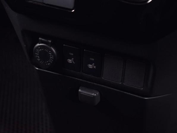 Toyota Roomy I Рестайлинг с пробегом 2021 года, цена 1 329 995 рублей, 54534 км, микровэн, Автокод Объявления