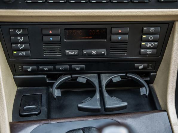 BMW 5 серии IV (E39) Рестайлинг с пробегом 2002 года, цена 738 000 рублей, 209952 км, седан, Автокод Объявления