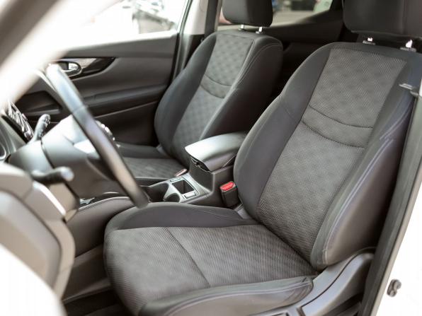 Nissan Qashqai II с пробегом 2015 года, цена 1 559 000 рублей, 97510 км, внедорожник, Автокод Объявления