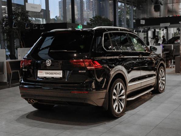 Volkswagen Tiguan II с пробегом 2020 года, цена 2 790 000 рублей, 121078 км, внедорожник, Автокод Объявления
