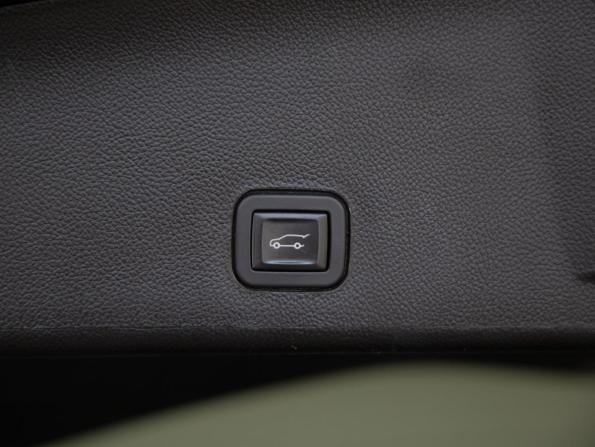 Cadillac SRX II Рестайлинг с пробегом 2013 года, цена 1 799 000 рублей, 149783 км, внедорожник, Автокод Объявления
