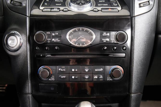 Infiniti FX II (S51) Рестайлинг с пробегом 2012 года, цена 1 949 000 рублей, 246000 км, внедорожник, Автокод Объявления