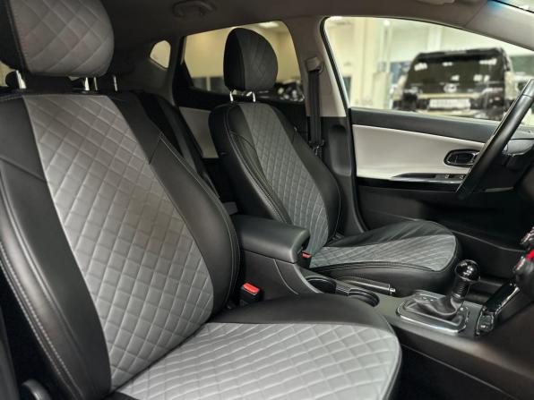Kia Ceed II Рестайлинг с пробегом 2018 года, цена 1 390 000 рублей, 102020 км, хэтчбек, Автокод Объявления