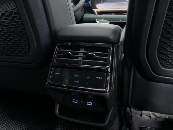 Geely Monjaro I с пробегом 2023 года, цена 3 097 000 рублей, 45508 км, внедорожник, Автокод Объявления