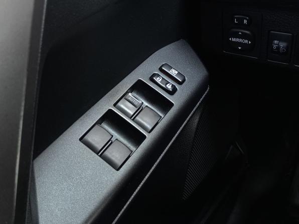 Toyota RAV4 IV (XA40) Рестайлинг с пробегом 2019 года, цена 2 360 000 рублей, 139452 км, внедорожник, Автокод Объявления