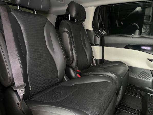 Kia Carnival IV с пробегом 2023 года, цена 3 599 000 рублей, 172001 км, минивэн, Автокод Объявления