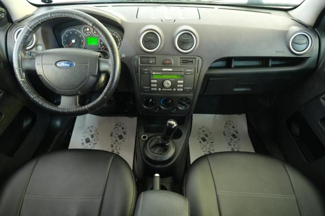 Ford Fusion I Рестайлинг с пробегом 2007 года, цена 429 000 рублей, 287000 км, хэтчбек, Автокод Объявления