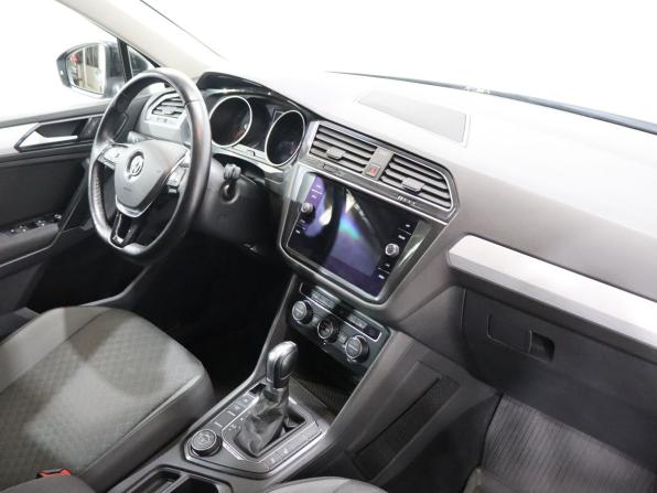 Volkswagen Tiguan II с пробегом 2018 года, цена 2 040 000 рублей, 258606 км, внедорожник, Автокод Объявления