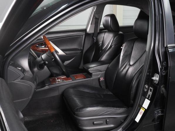 Toyota Camry VI (XV40) Рестайлинг с пробегом 2011 года, цена 1 325 000 рублей, 257981 км, седан, Автокод Объявления