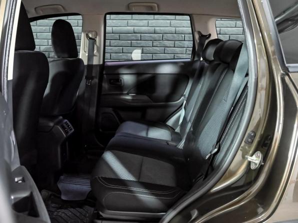 Mitsubishi Outlander III Рестайлинг 3 с пробегом 2019 года, цена 1 960 000 рублей, 193866 км, внедорожник, Автокод Объявления