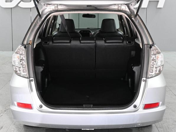 Honda Fit Shuttle I с пробегом 2012 года, цена 859 000 рублей, 307068 км, универсал, Автокод Объявления