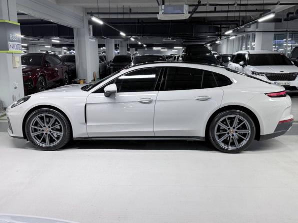 Новый Porsche Panamera III 2026 года, цена 20 980 000 рублей, лифтбек, Автокод Объявления