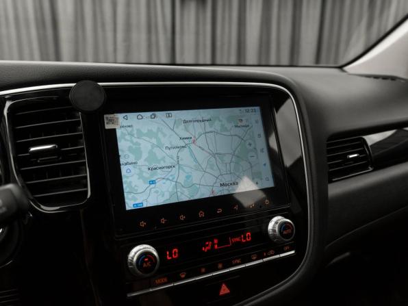Mitsubishi Outlander III Рестайлинг 3 с пробегом 2021 года, цена 2 590 000 рублей, 87372 км, внедорожник, Автокод Объявления