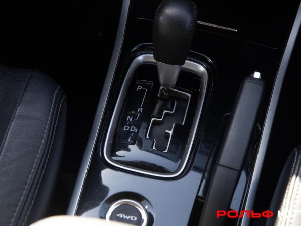 Mitsubishi Outlander III Рестайлинг 2 с пробегом 2018 года, цена 1 998 000 рублей, 101059 км, внедорожник, Автокод Объявления