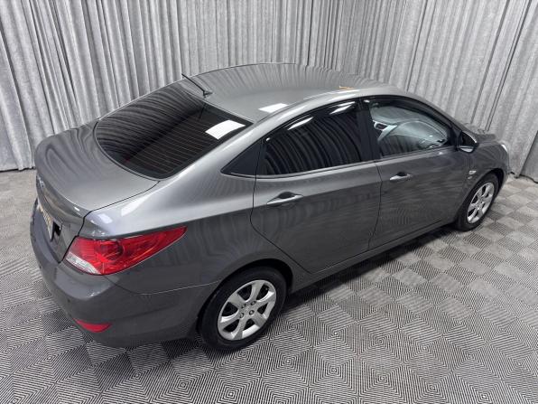 Hyundai Solaris I с пробегом 2012 года, цена 970 000 рублей, 123868 км, седан, Автокод Объявления