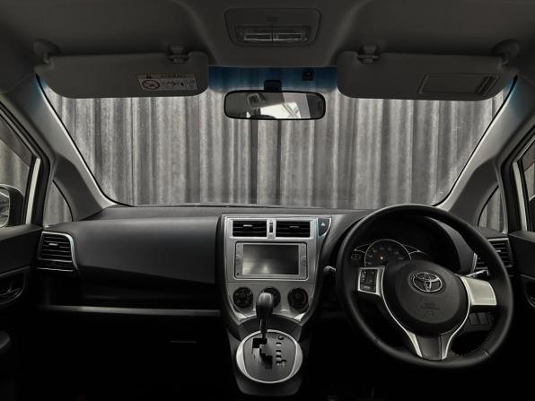 Toyota Ractis II с пробегом 2012 года, цена 1 120 000 рублей, 50000 км, хэтчбек, Автокод Объявления