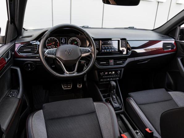 Volkswagen Polo VI с пробегом 2021 года, цена 1 588 000 рублей, 120791 км, лифтбек, Автокод Объявления