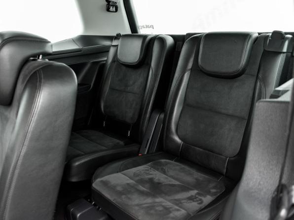 Volkswagen Sharan II с пробегом 2012 года, цена 1 380 000 рублей, 112112 км, минивэн, Автокод Объявления