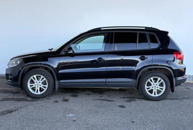 Volkswagen Tiguan I Рестайлинг с пробегом 2012 года, цена 985 000 рублей, 199235 км, внедорожник, Автокод Объявления
