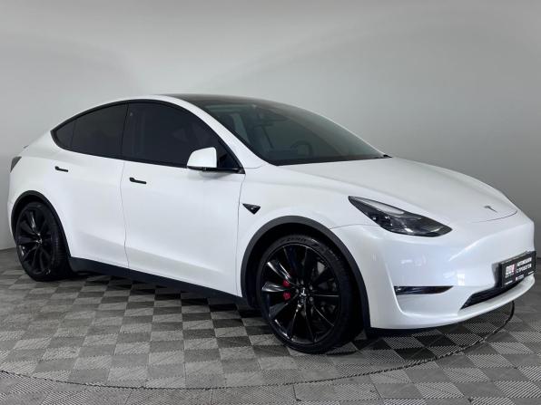Tesla Model Y I с пробегом 2022 года, цена 4 750 000 рублей, 50569 км, внедорожник, Автокод Объявления