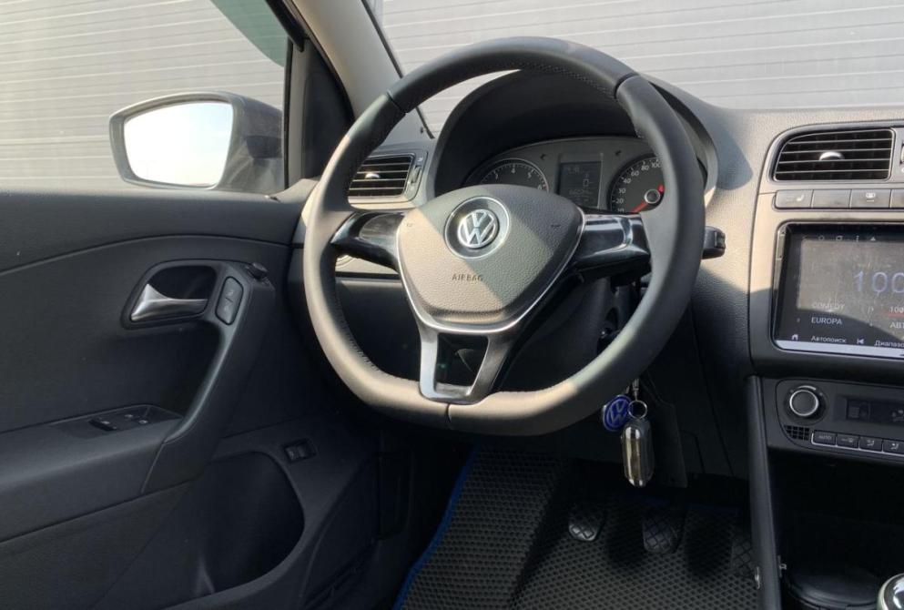 Volkswagen Polo V Рестайлинг Красноярск  - изображение 14