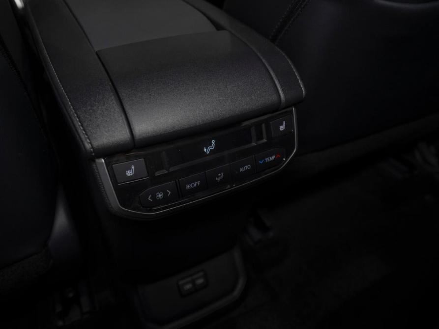 Toyota Highlander IV (XU70) Москва  - изображение 16